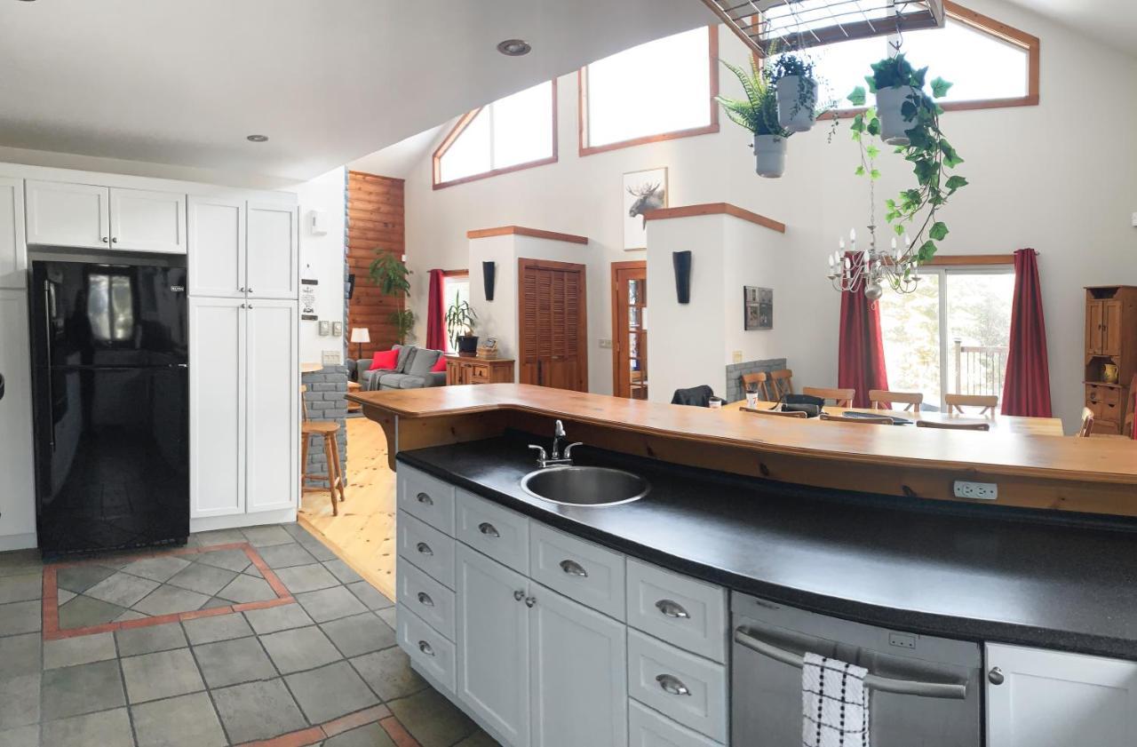 Villa Kilomètre 42 à Val-David Extérieur photo