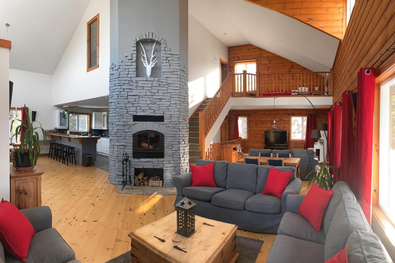 Villa Kilomètre 42 à Val-David Extérieur photo